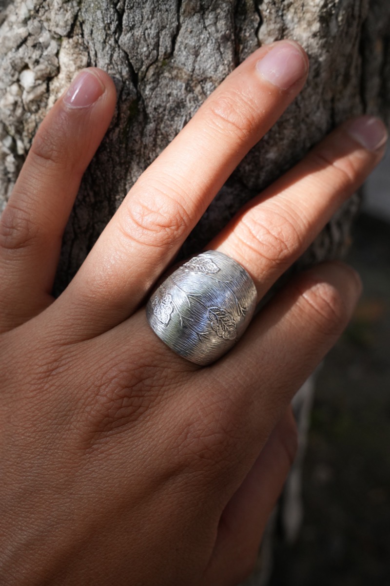 Bague Boule Feuille de Chêne vue 4