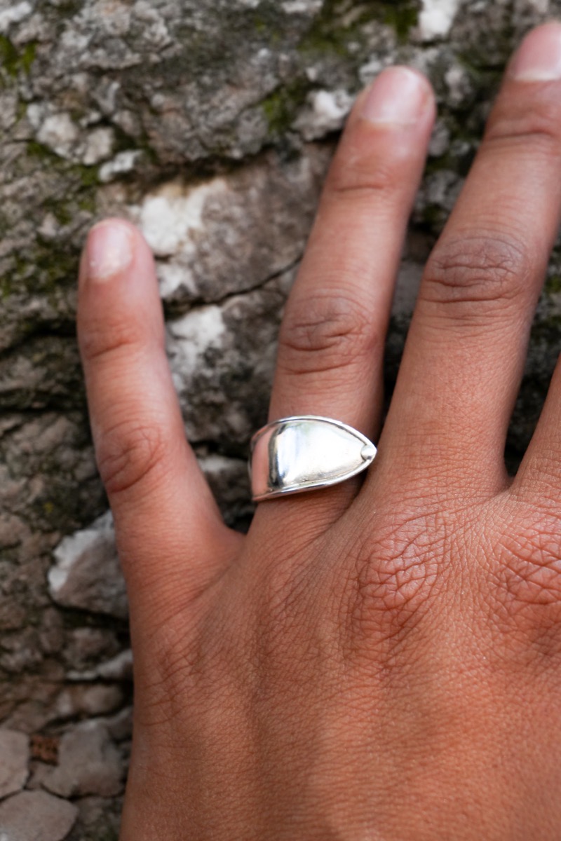 Bague En Pointe - bijou artisanal en argenterie recyclée, fait main à Marseille par XV3foisrien