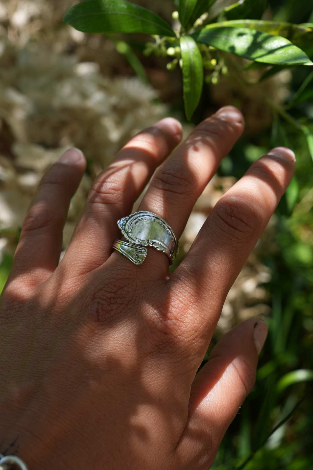 Bague Entrelacement - bijou artisanal en argenterie recyclée, fait main à Marseille par XV3foisrien