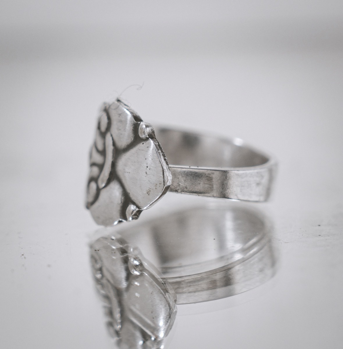 Bague Fleur de Lys vue 3