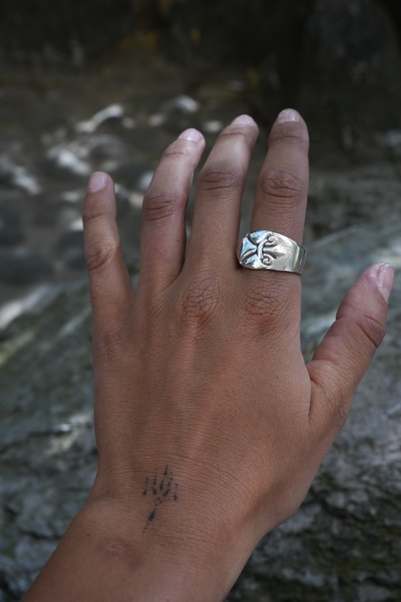 Bague Fleur de Lys vue 5