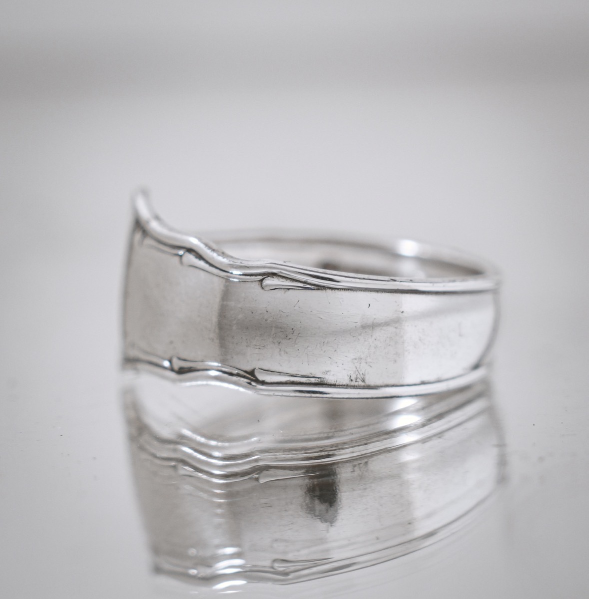 Bague Héritage Fine Volute vue 4