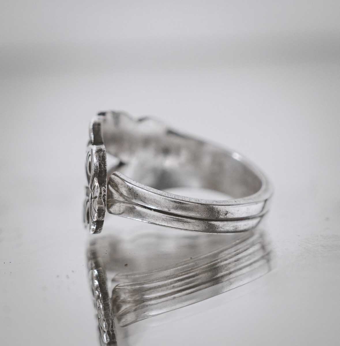 Bague Losange Ajouré vue 4