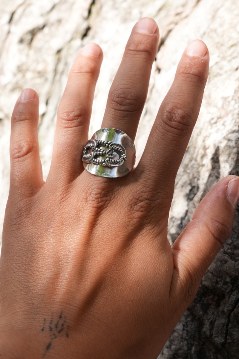 Bague Maillon - bijou artisanal en argenterie recyclée, fait main à Marseille par XV3foisrien