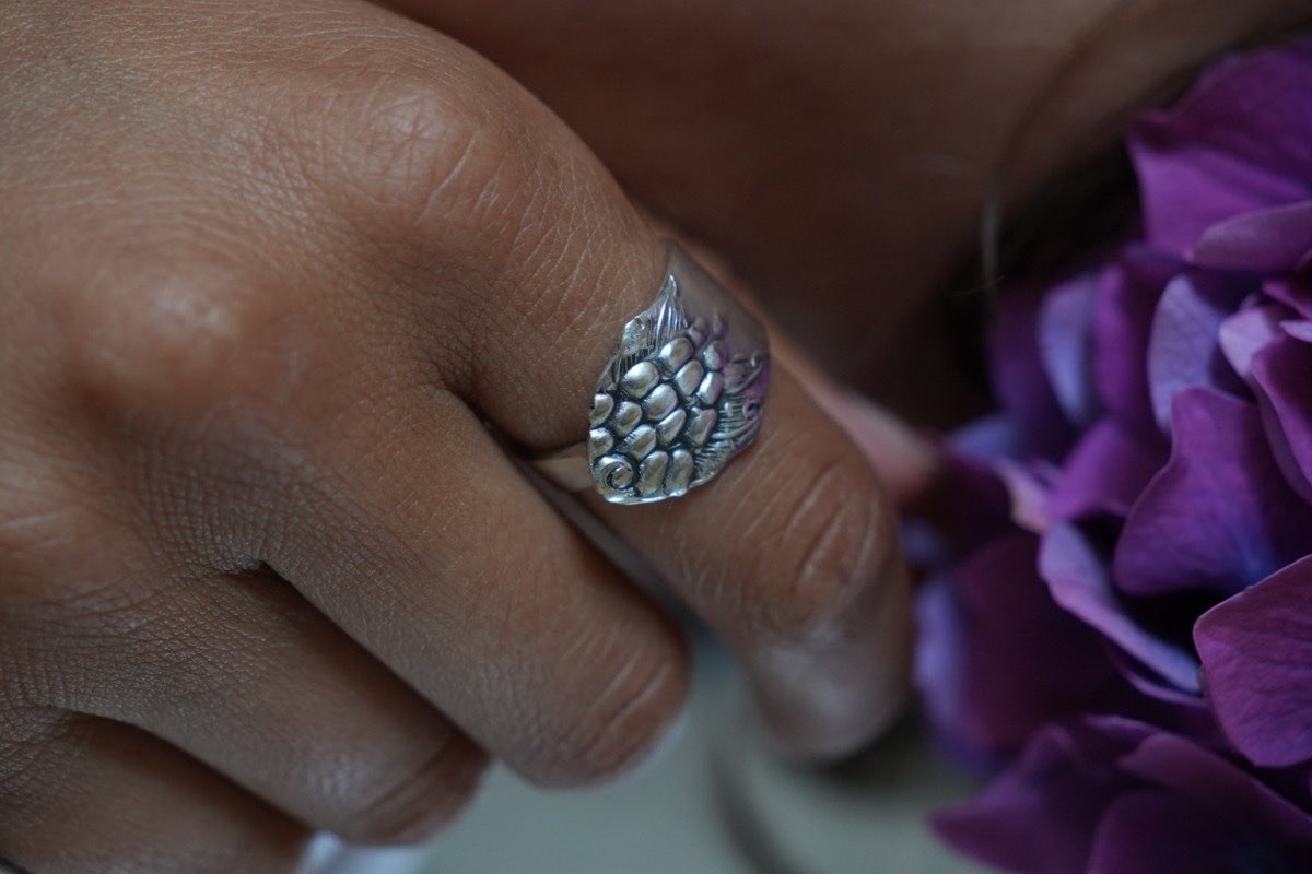 Bague Raisin Argent - bijou artisanal en argenterie recyclée, fait main à Marseille par XV3foisrien