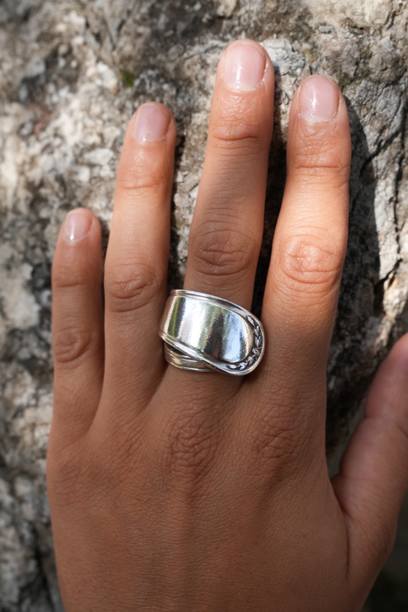 Bague Rameaux - bijou artisanal en argenterie recyclée, fait main à Marseille par XV3foisrien