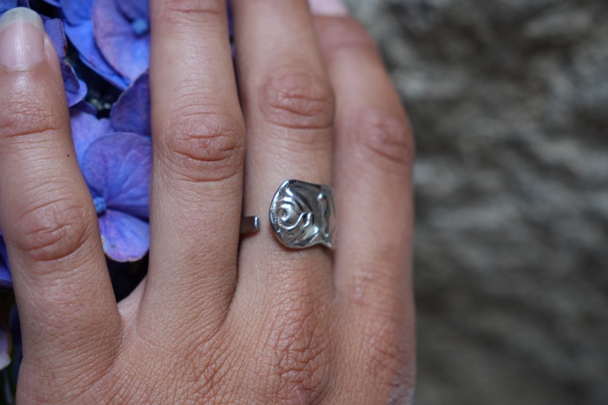 Bague Rose Enveloppante vue 3
