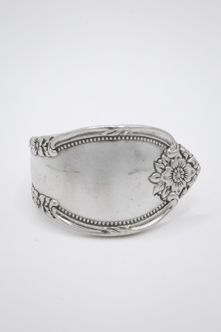 Bague Tournesol - bijou artisanal en argenterie recyclée, fait main à Marseille par XV3foisrien