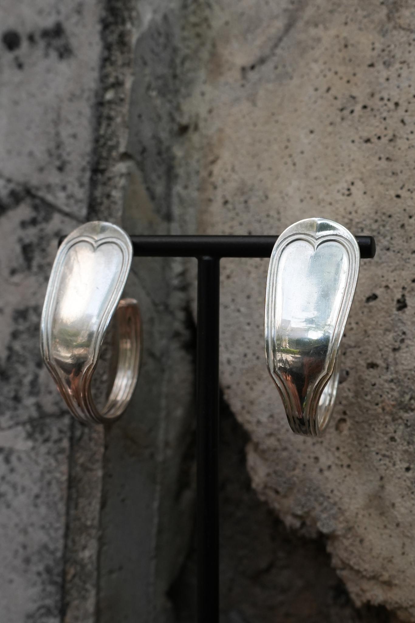 Créoles Cœur - bijou artisanal en argenterie recyclée, fait main à Marseille par XV3foisrien