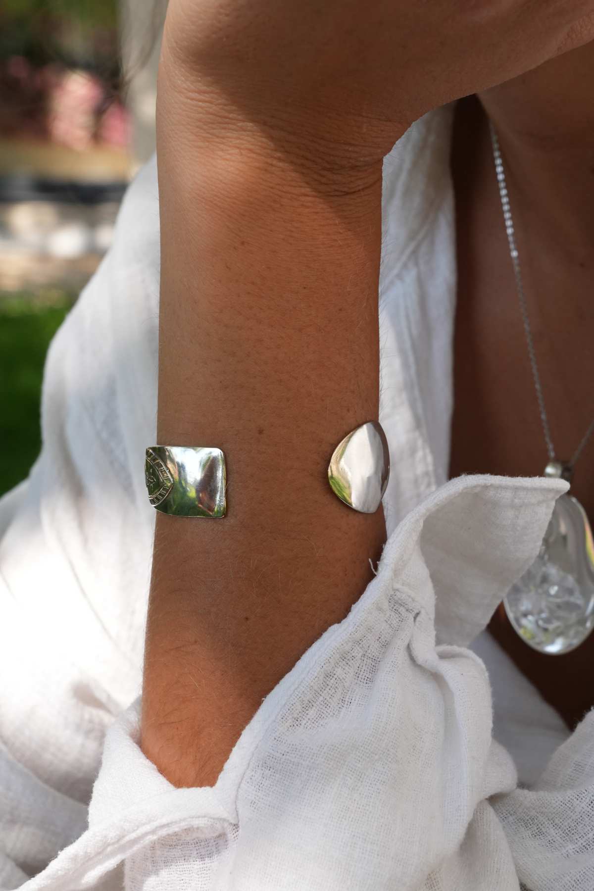 Bracelet Pince à Sucre - bijou artisanal en argenterie recyclée, fait main à Marseille par XV3foisrien