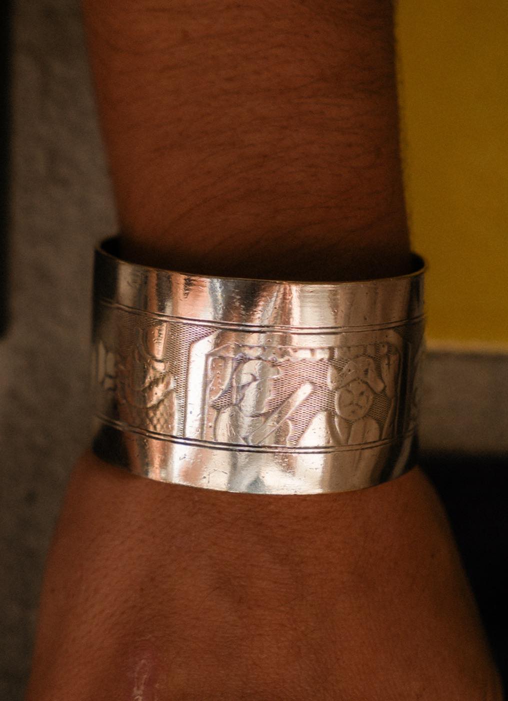 Bracelet Polichinelle - bijou artisanal en argenterie recyclée, fait main à Marseille par XV3foisrien