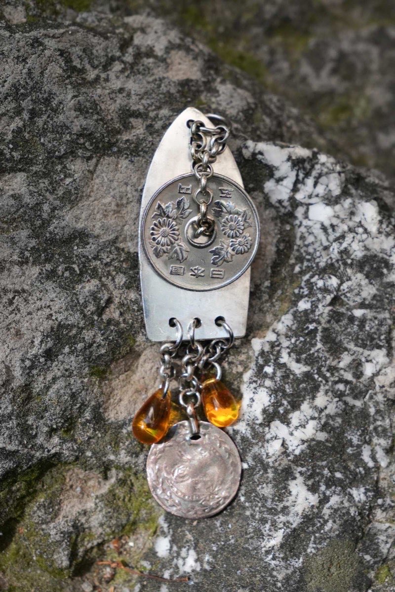 Pendentif gouttes de verre jaune vue 5